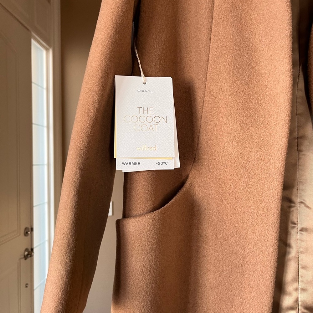 Stylish Camel Trench Coat - Picture 2 of 3